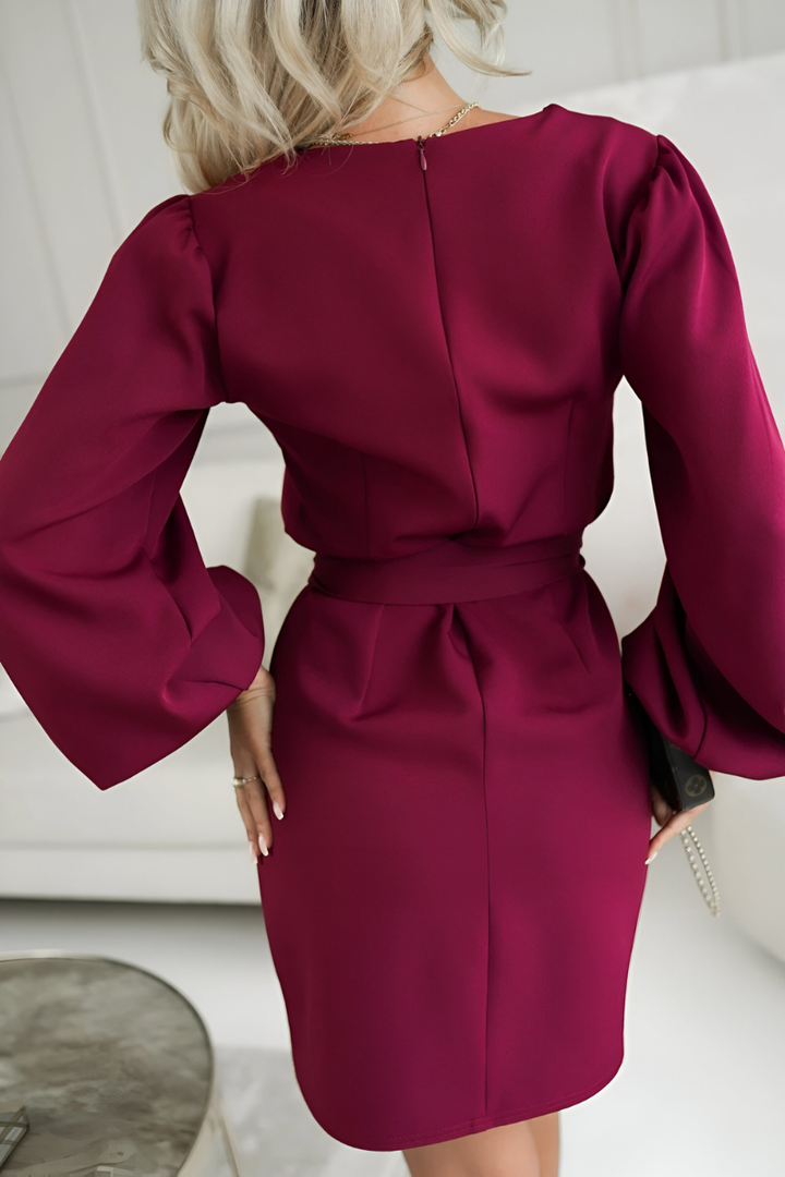 Lira™ | Élégante Robe Ceinturée en Satin
